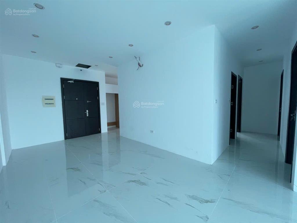 Cho thuê căn 3pn valencia garden mới tinh chưa ở