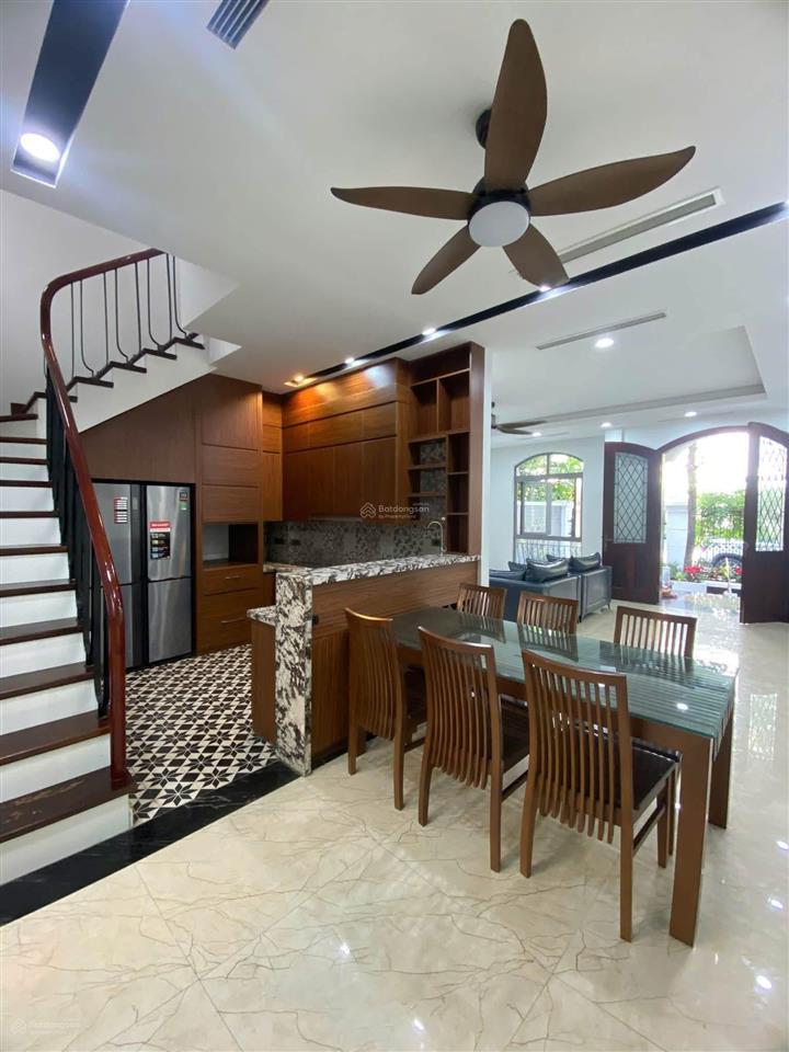 Cho thuê liền kề 96m2 full đồ vinhomes the harmony, nhà mới sạch sẽ vào ở ngay