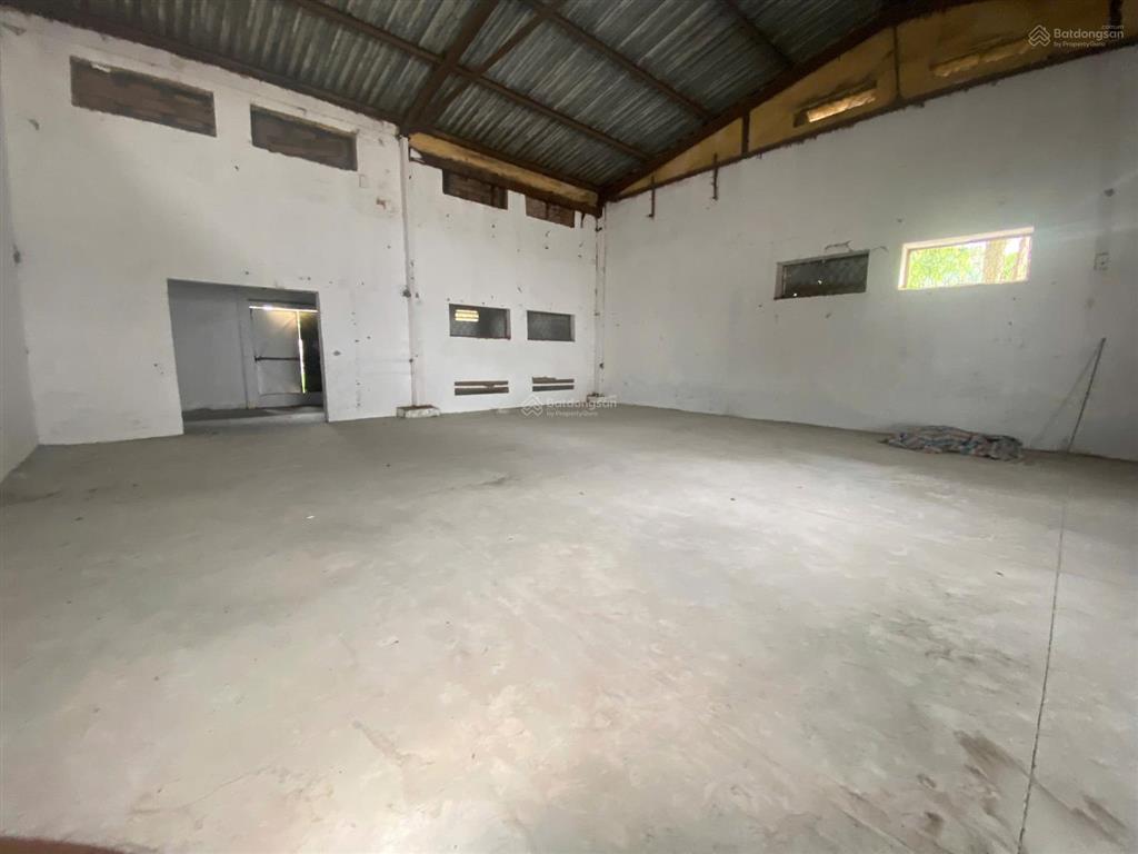 Chính chủ cho thuê kho xưởng tại ngã 3 văn điển  ngọc hồi  hà nội