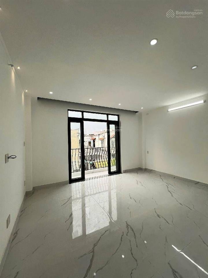 Bán nhà kha vạn cân chợ thủ đức