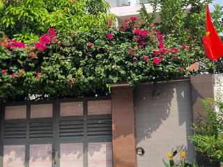 Bán đất cạnh mặt tiền phạm văn đồng ngang khủng 5.5m