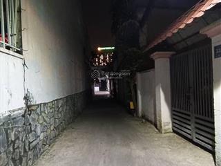 Nhà ngay trung tâm thủ đức nở hậu,ô tô đậu cửa giá hơn 3 tỷ