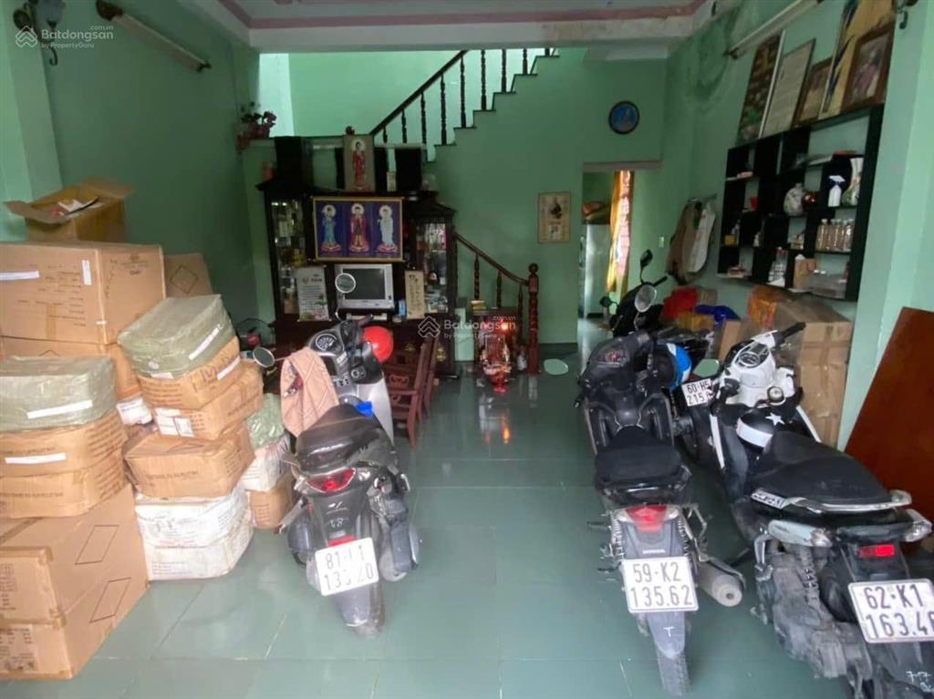 Nhà vuông vức cạnh vành đai 2 ô tô vào tận cửa giá quá hời cho nhà đầu tư