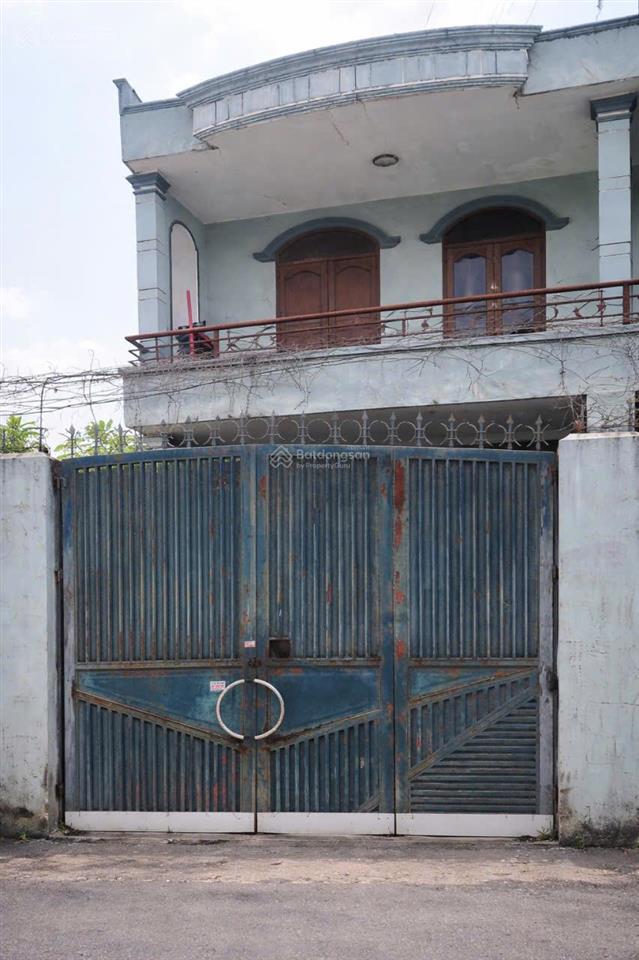 Nhà vuông vức cạnh vành đai 2 ô tô vào tận cửa giá quá hời cho nhà đầu tư