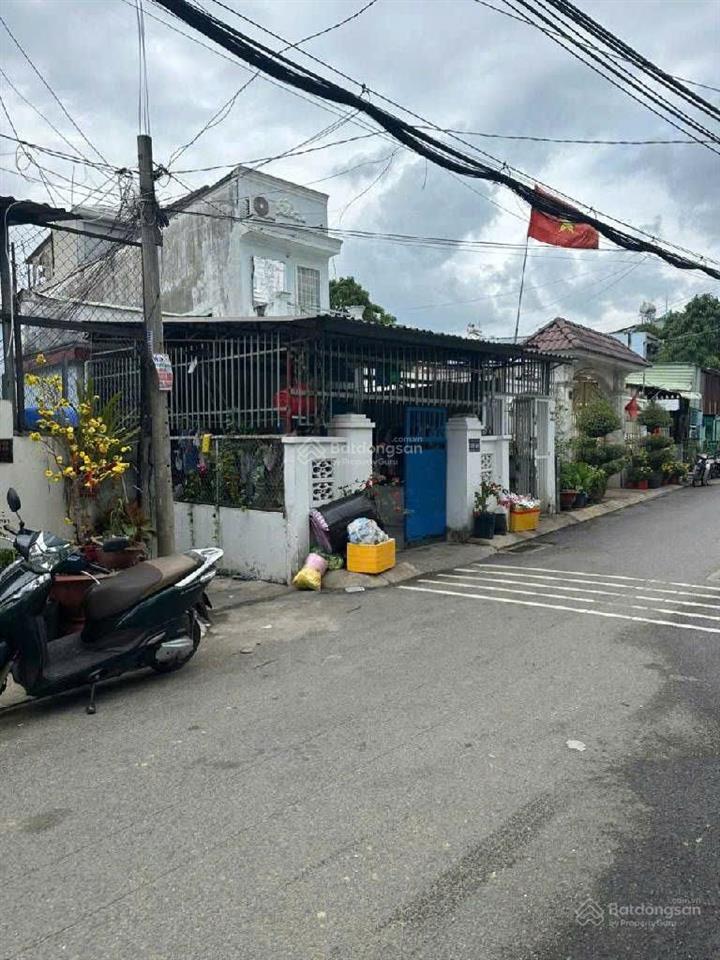 Nhà thủ đức  gần đặng văn bi43m24,3 tỷnở hậu ô tô đậu cửa