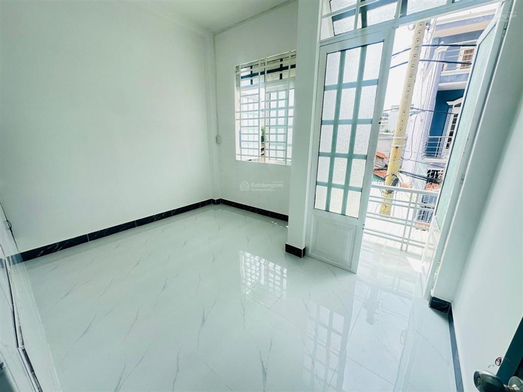 Nhà 68m2 tầm 5 tỷ vừa ở kết hợp kinh doanh ngay chợ thủ đức