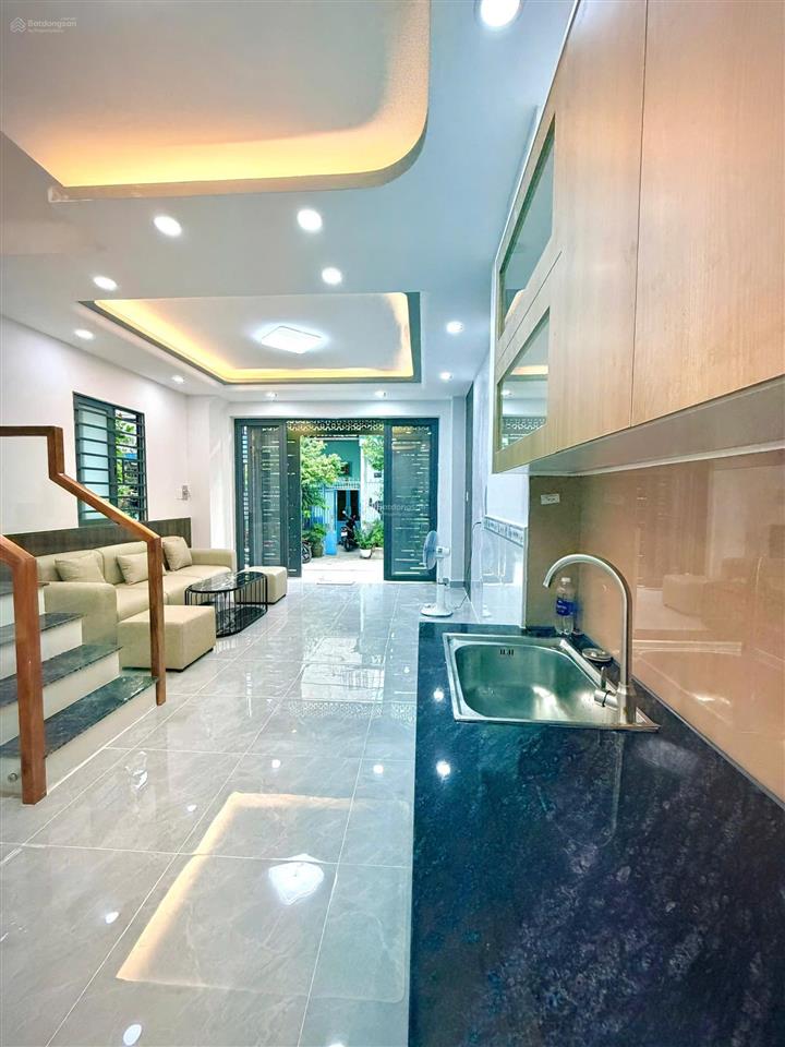 Chủ định cư mỹ cần bán nhanh nhà 75m2 nở hậu  giá hơn 5 tỷ