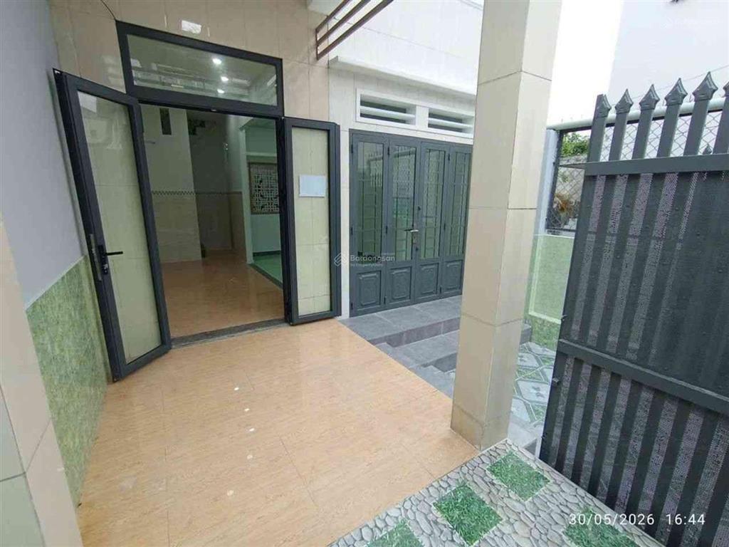 Nhà 2 tầng ô tô đậu ở cửa đường đặng văn bi thủ đức 100m2 nở hậu giá hơn 5 tỷ