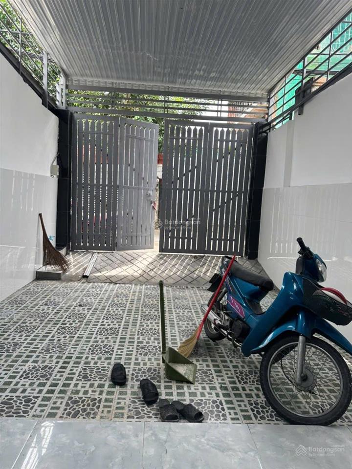 Bán nhanh nhà 2 tầng p.hiệp bình phước cách quốc lộ 13 chỉ 70m, đường ôtô tránh nhau 101m2 giá tốt