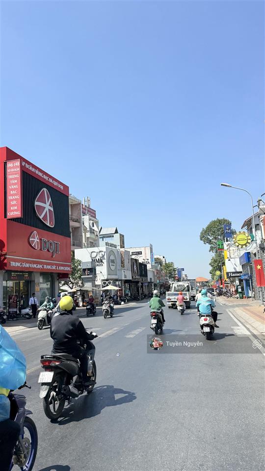 Mặt tiền 3 tầng kinh doanh võ văn ngân thu nhập khủng 400tr/tháng ngang 8m ngay chợ thủ đức