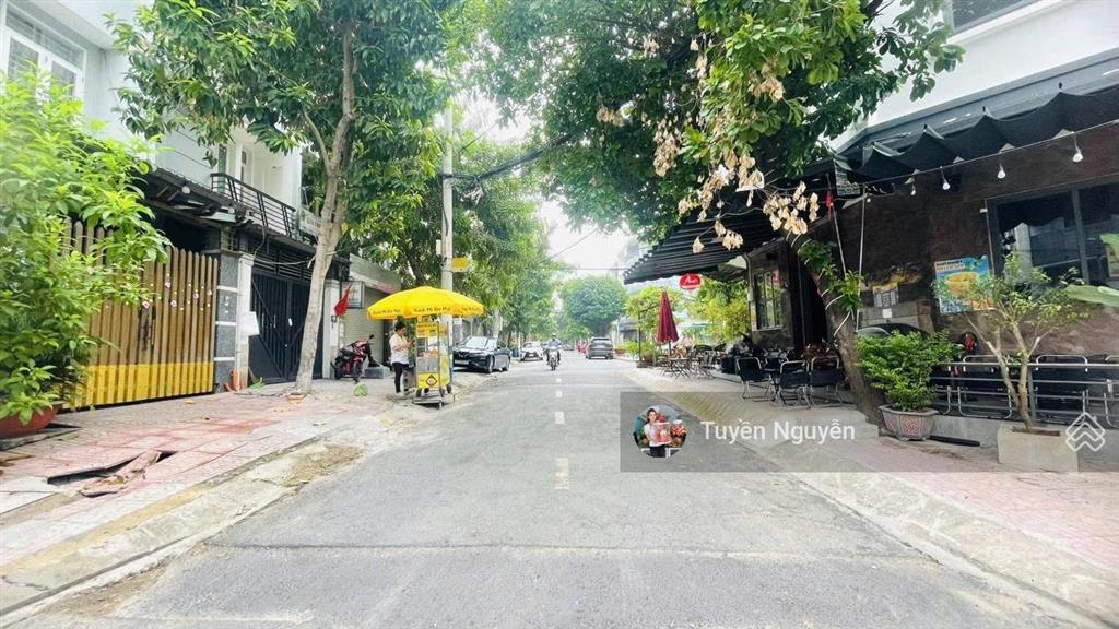 Ngộp  bán đất tặng dãy trọ 200m2 ngang 9.2m ngay trường đại học ngân hàng thích hợp xây chdv