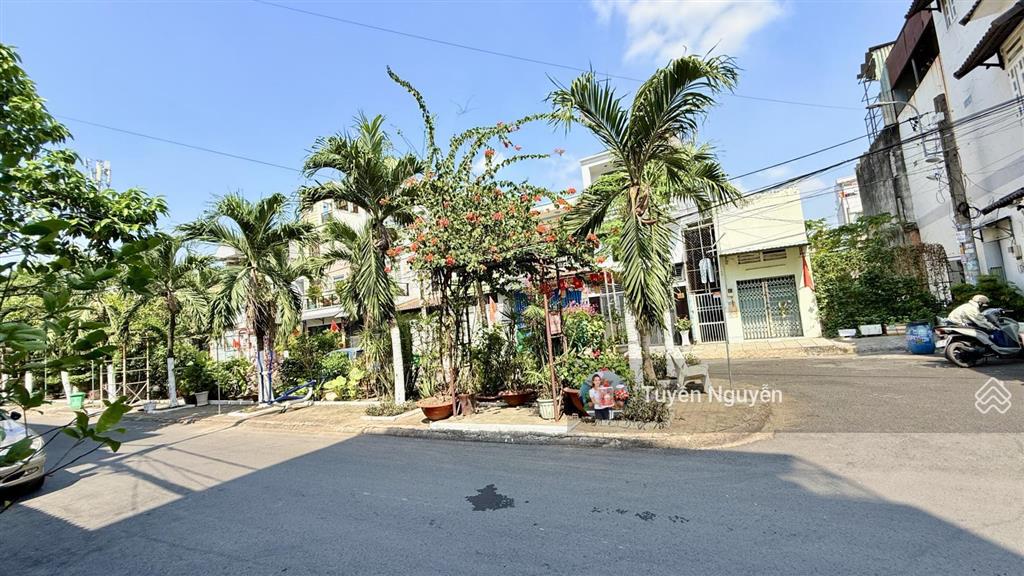 Hàng hiếm  mặt tiền đường 16 p.linh tây 94m2 nở hậu đối diện công viên ngay chợ sát phạm văn đồng