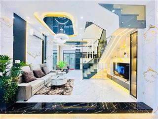 Bán nhà hẻm xe hơi trần bình trọng ngay trường thực hành quận 5, dt 4.7x17m, lửng 2l, giá 16.5 tỷ