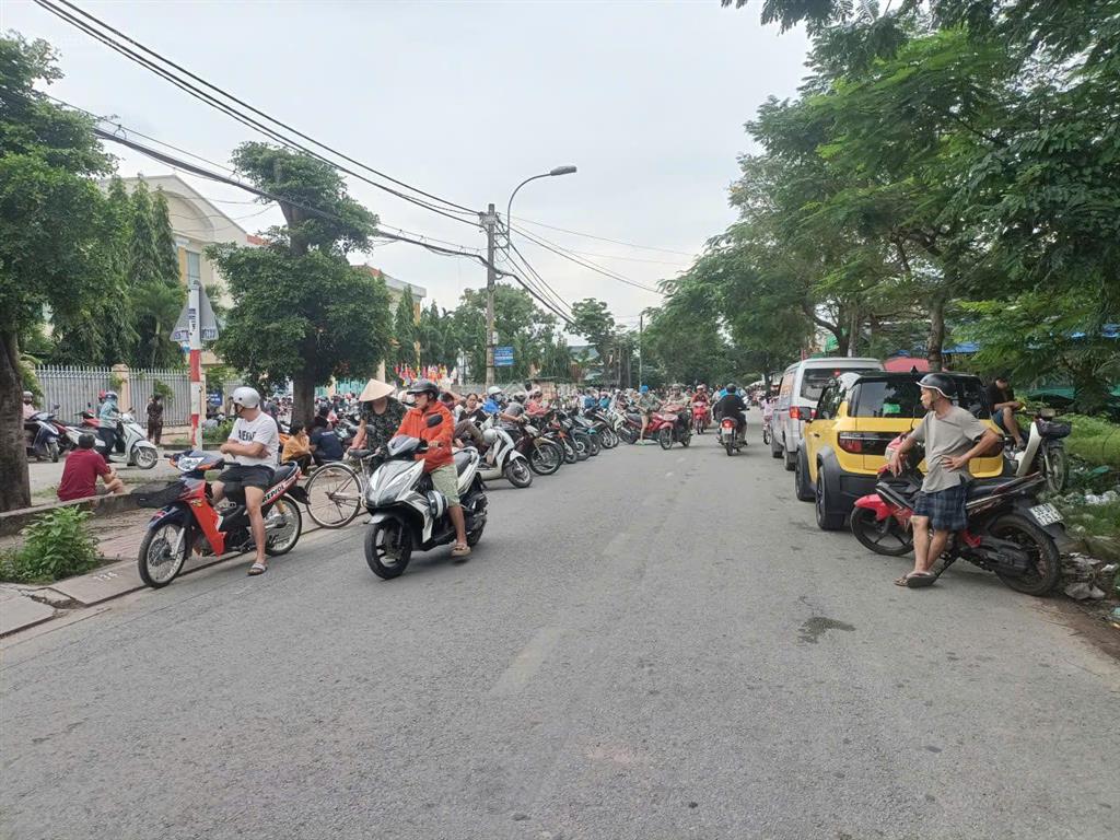 Đất phan văn hớn 10x17m, 170m2 thổ cư 6.1 tỷ