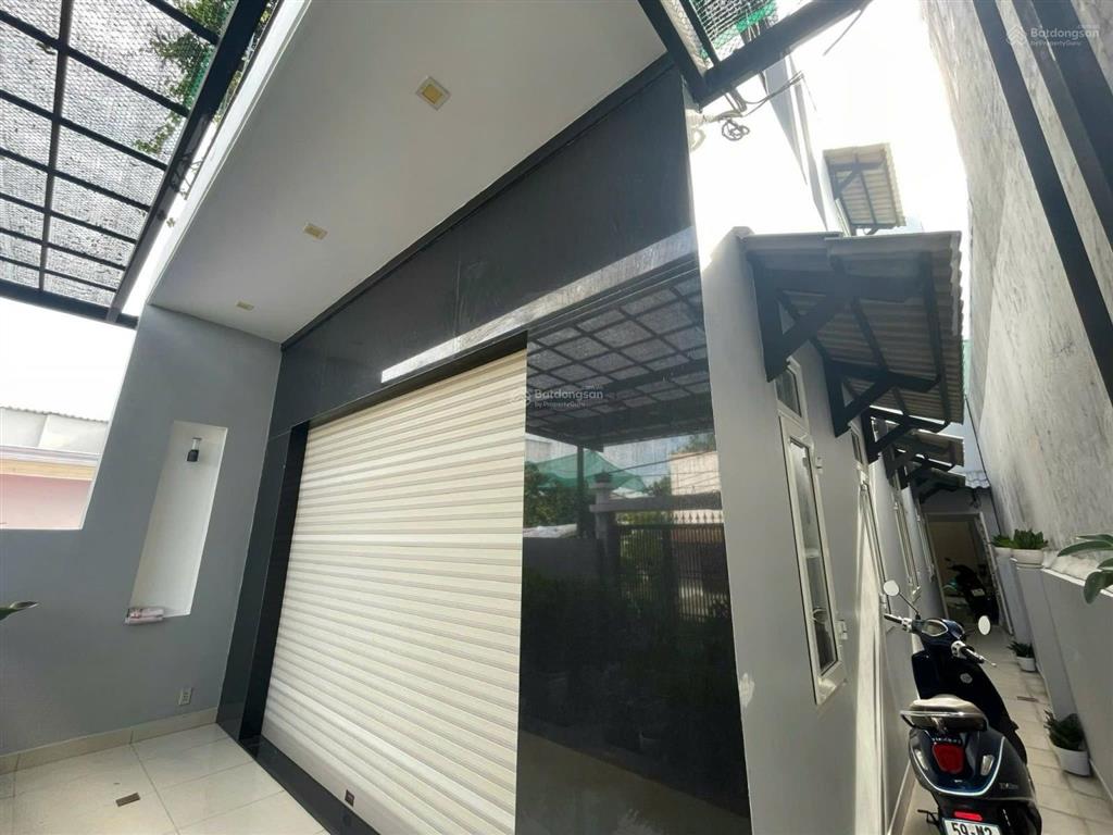 Nhà 2 lầu 6 tỷ 1, 161,8m2 xe hơi tới nơi ngang 6m ngay nguyễn văn ràng  giá đầu tư.  0931 863 ***