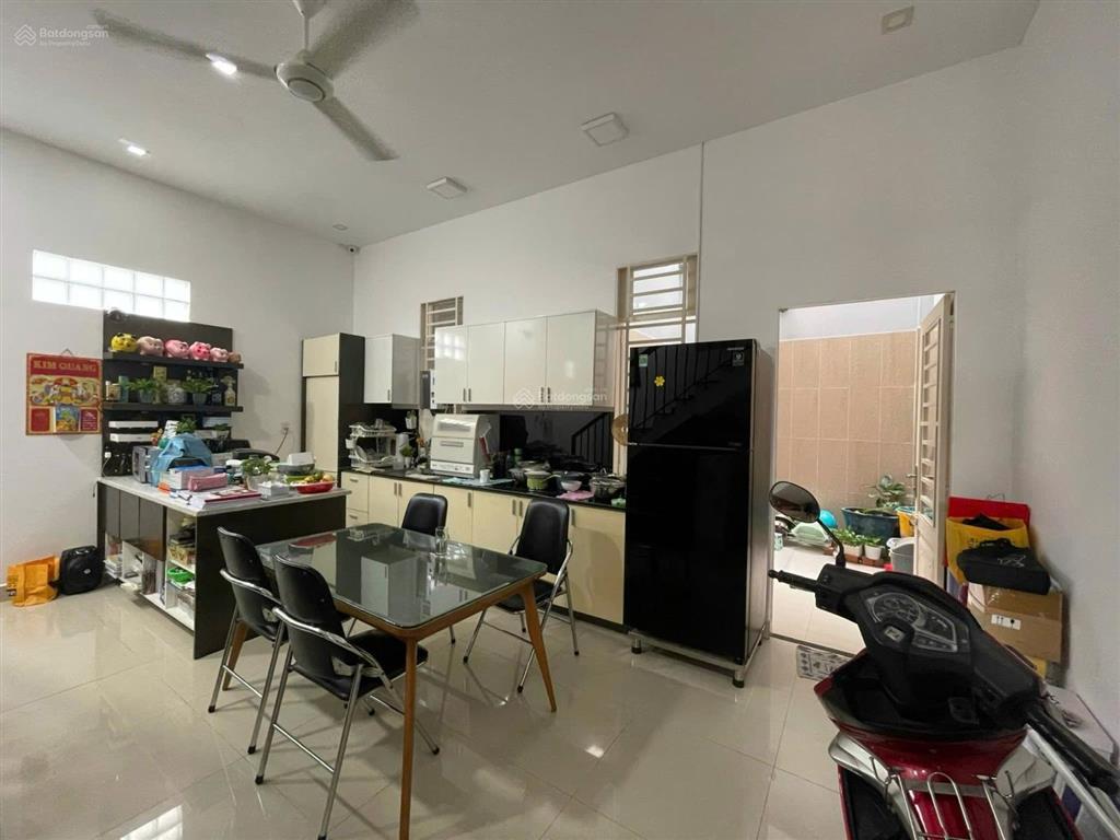 Nhà 2 lầu 6 tỷ 1, 161,8m2 xe hơi tới nơi ngang 6m ngay nguyễn văn ràng  giá đầu tư.  0931 863 ***