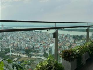 Chủ nhà cần bán nhanh căn 3 ngủ 161 m . full đồ, đang cho thuê dòng tiền tốt, view sông hồng.