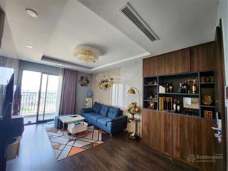 Cần bán gấp căn 70m2 2 ngủ giá 8 tỷ view mặt võ chí công