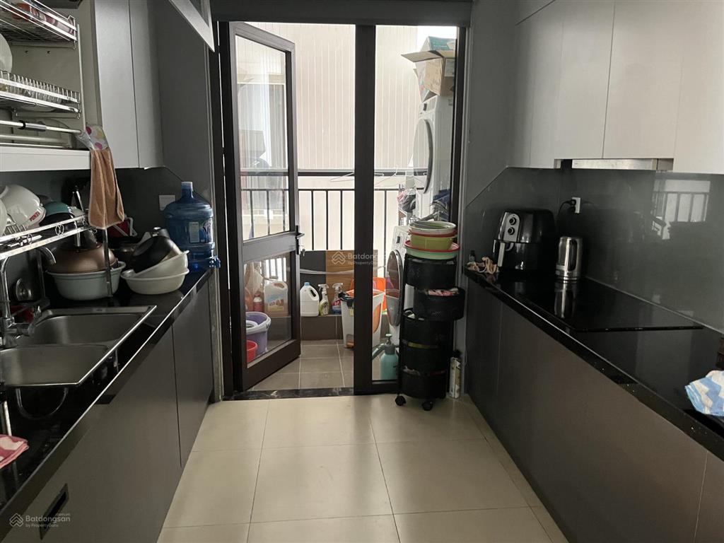 Chính chủ cần bán gấp căn hộ 4 phòng ngủ, 148m2 giá siêu tốt!