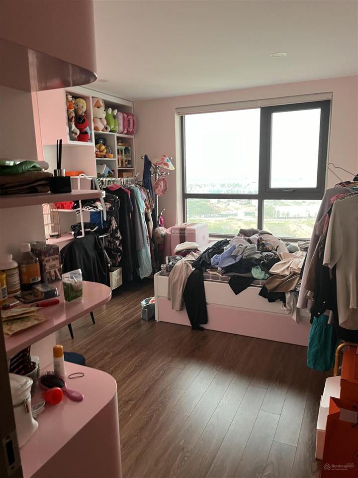 Chính chủ cần bán gấp căn hộ 4 phòng ngủ, 148m2 giá siêu tốt!