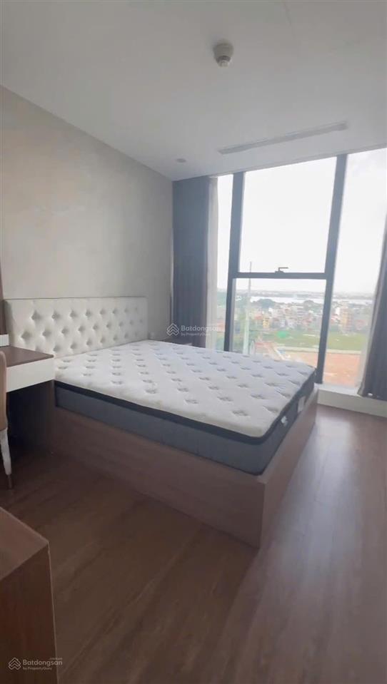 Chính chủ bán căn 106m sunshine city, view sông, sổ hồng, có vườn treo, 10,6 tỷ bao phí