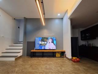 Nhà 3 tầng lô góc  nguyên khê  phúc thịnh (đa) 2 mặt thoáng full nội thất ô tô đỗ cửa