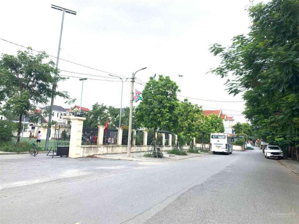 Đất nguyên khê  phúc thịnh (đa). tiện ích trong bán kính gần. gần ql3. tc nhỏ