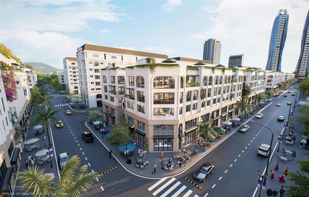 Bán căn shophouse mặt đường chính hoàng quốc việt  sora bay hạ long, 100m2, xây 7, giá 15 tỷ