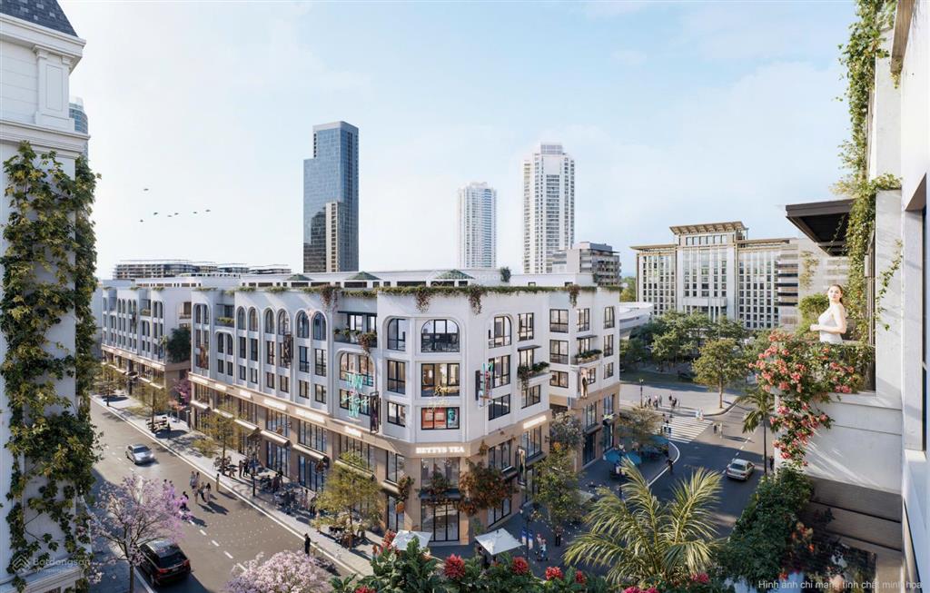 Bán căn shophouse mặt đường chính hoàng quốc việt  sora bay hạ long, 100m2, xây 7, giá 15 tỷ