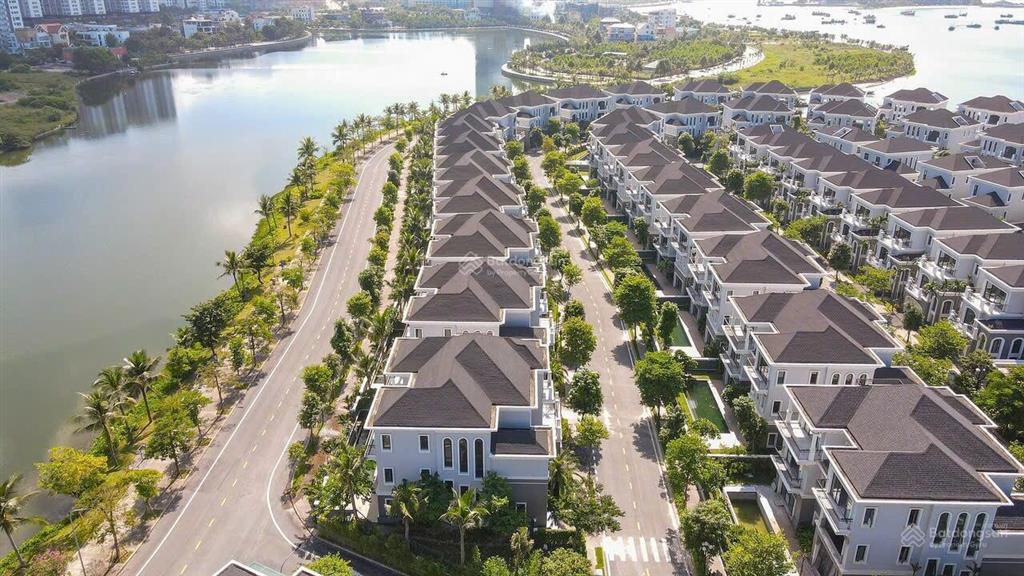 Biệt thự vip vịnh di sản độc bản  grand bay hạ long villas  sở hữu lâu dài  767m2  giá 150 tỷ