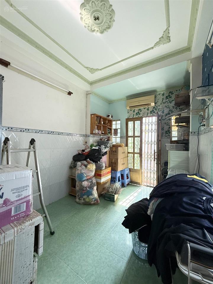 Dương bá trạc quận 8, 3 tầng 4pn gần 30m2 nhỉnh 3 tỷ