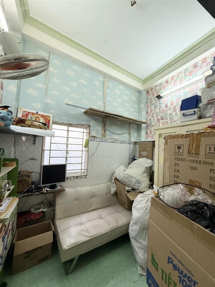 Dương bá trạc quận 8, 3 tầng 4pn gần 30m2 nhỉnh 3 tỷ