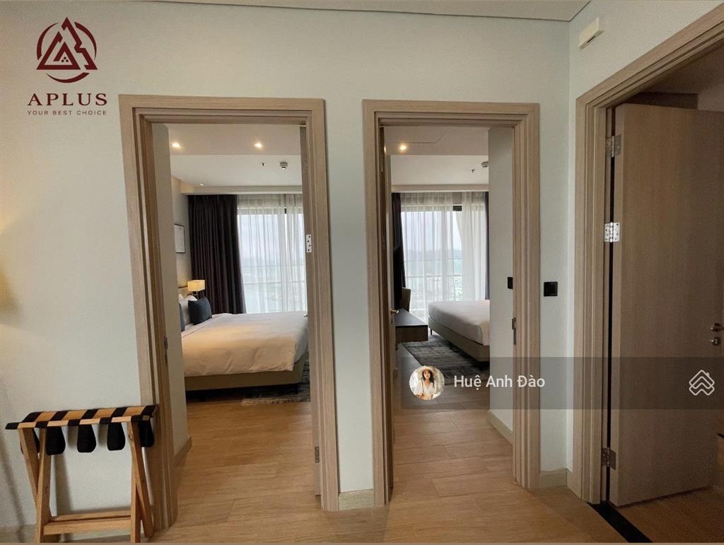 Bán căn góc 2pn2vs  view sát biển  giá full 100%  chỉ 4x tr/m2