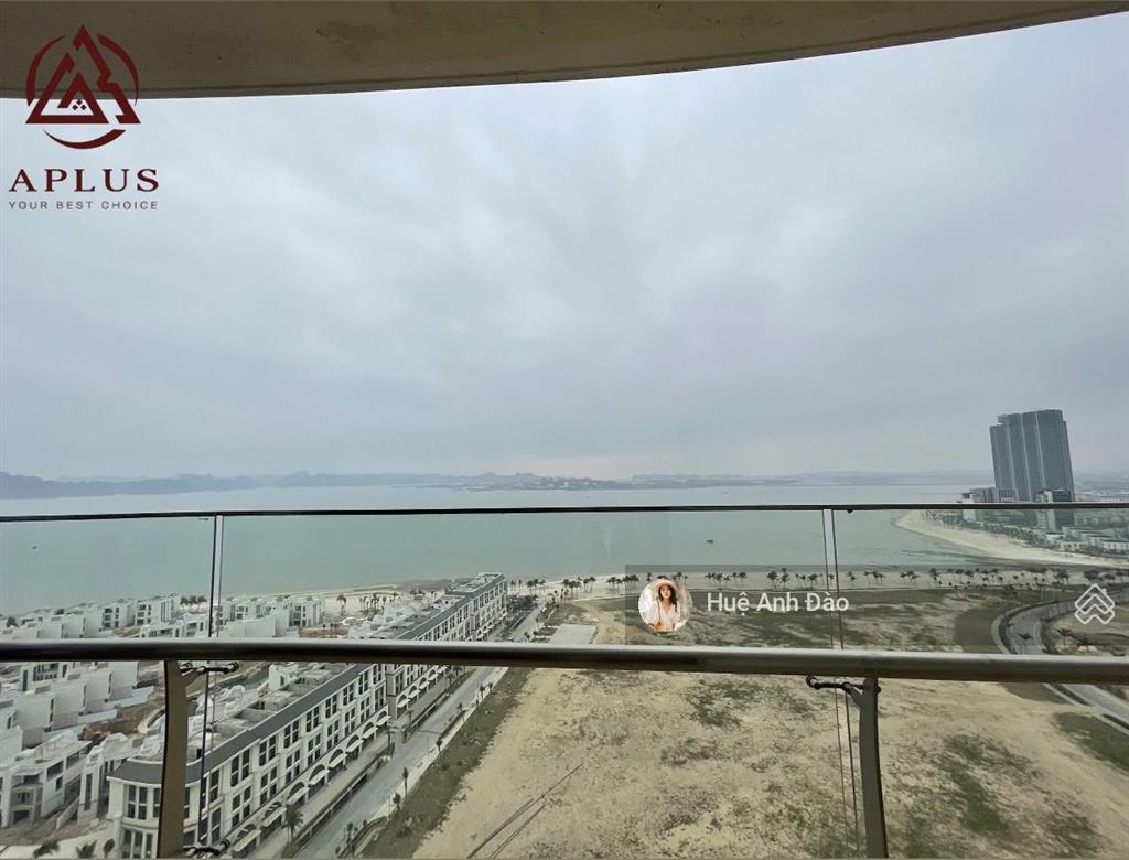Bán căn góc 2pn2vs  view sát biển  giá full 100%  chỉ 4x tr/m2
