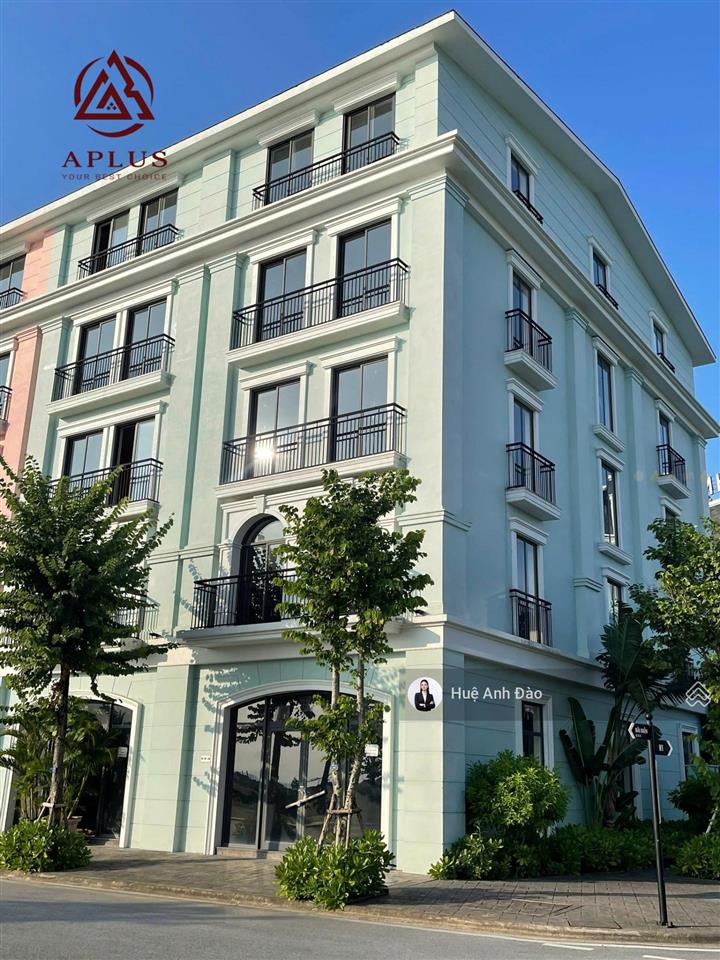 Harbor bay căn view công viên  nhà vuông vắn  nổi bật làm việc chính chủ