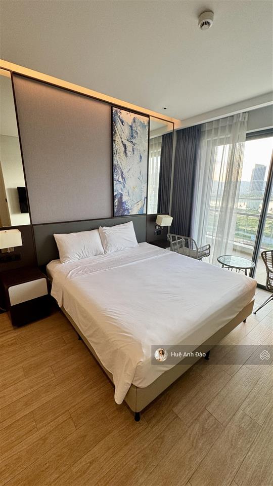 Nhận nhà ở ngay  bán nhanh căn 1 ngủ view biển hồ citadines  ban công rộng giá chỉ 2,8 tỷ