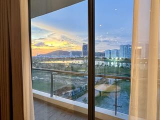 Nhận nhà ở ngay  bán nhanh căn 1 ngủ view biển hồ citadines  ban công rộng giá chỉ hơn 2.7 tỷ