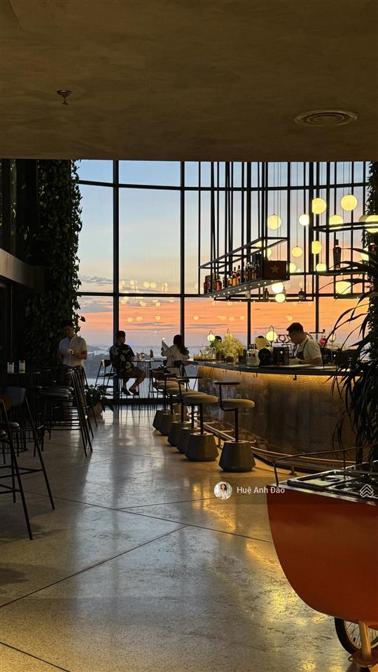 Đã nhận nhà + sẵn sổ đỏ  bán căn studio đông nam, mã chính diện biển view đảo rều!