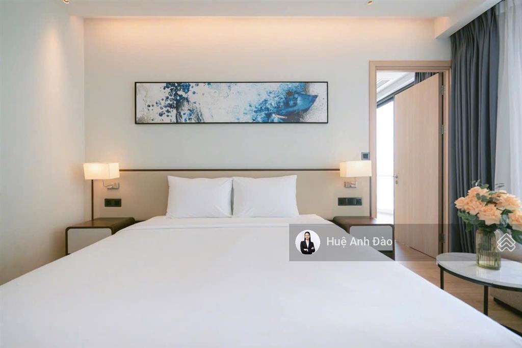 Bán căn hộ đã nhận nhà, sẵn sổ đỏ, ngăn bếp riêng, ban công dài  làm việc chính chủ