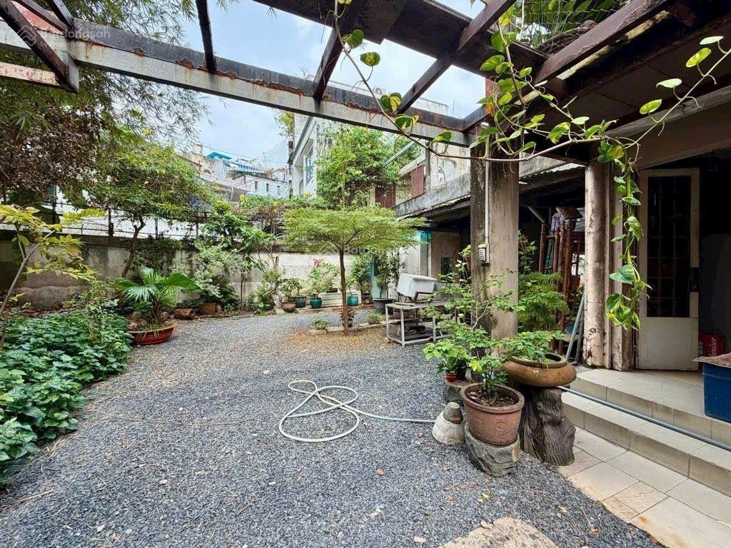 64m2 ngang 4x17 hẻm xe tải thông hoàng hoa thám phú nhuận p.5 nhỉnh 100tr/m2