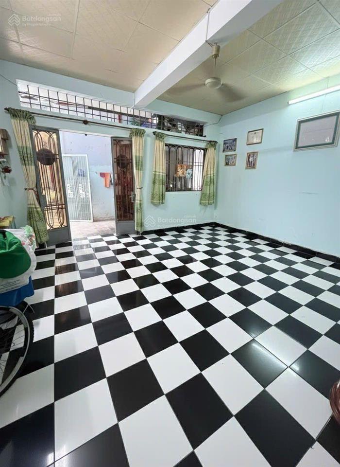 95m2 ngang 5.9m nở hậu hẻm xe hơi ô tô đỗ cổng chỉ 98tr/m2, 9.4 tỹ tl