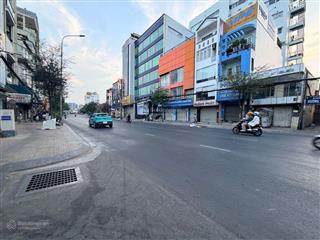 51m2 ngang 4.4x12m ngã tư hàng xanh, hẻm xe tải gần mặt đường 1 trục vào nhà