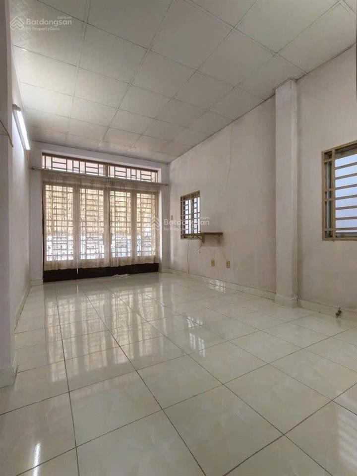 63m2 ngang 4.5x14m p. 14 bình thạnh, giáp quận 1 sát mặt tiền nhỉnh 100tr/m2