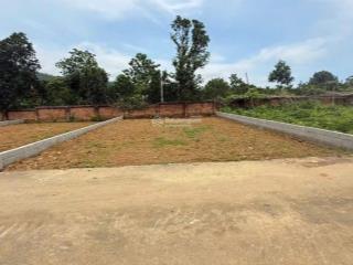 Hàng độc  ngay đại học quốc gia và đại học fpt  dt 100m  làn 2 quốc lộ 21  đường 2 ô tô tránh