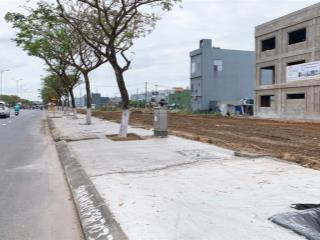 Bán lô đất đường võ chí công vị trí sạch đẹp gía chỉ 5 tỷ.