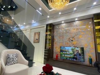 Nhà đẹp hoàng mai  45m x 5 tầng  giá chỉ nhỉnh 10 tỷ