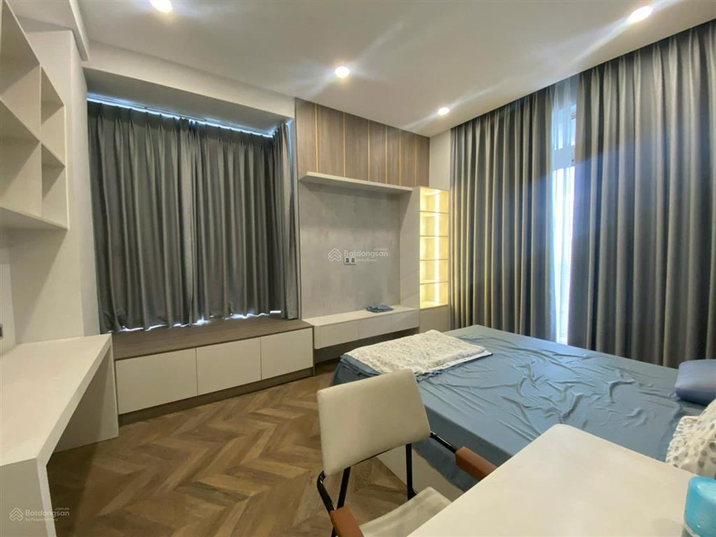 Bán nhanh midtown m8  nhà trống, xem bất cứ lúc nào  giá thương lượng