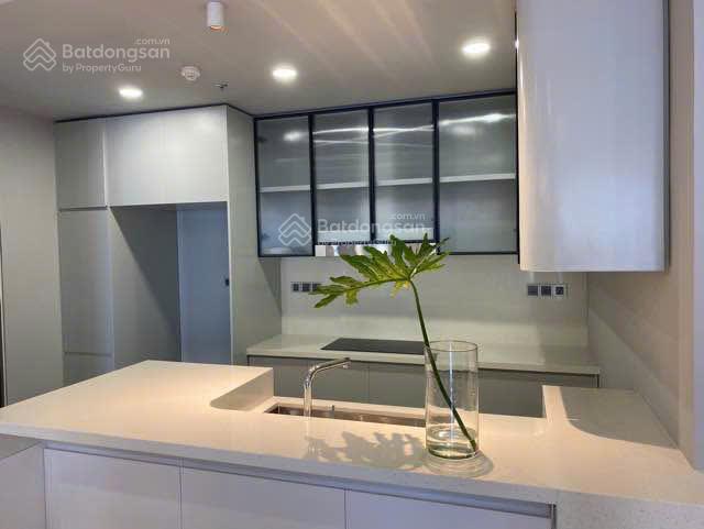 Cho thuê căn hộ 3 phòng ngủ midtown m8  nội thất đẹp  giá tốt