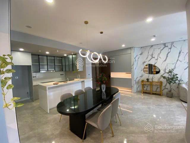 Cho thuê căn hộ 3 phòng ngủ midtown m8  nội thất đẹp  giá tốt