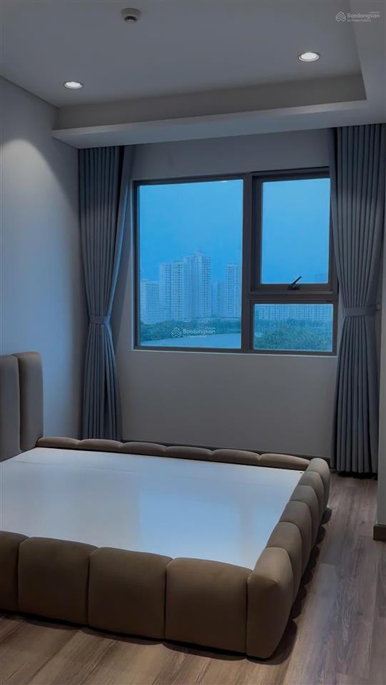 Cho thuê căn hộ the horizon phú mỹ hưng căn góc diện tích lớn view sông